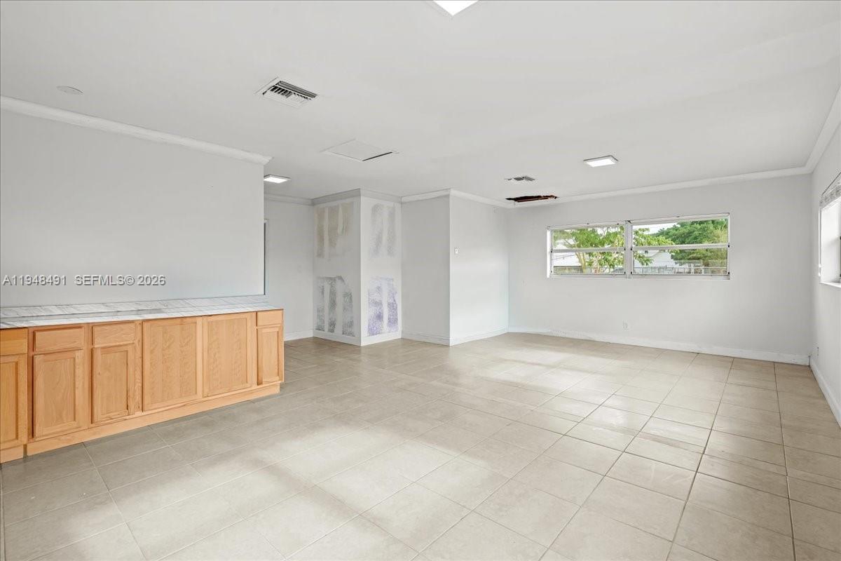 BISCAYNE ENTRADA 2ND REV - Residential