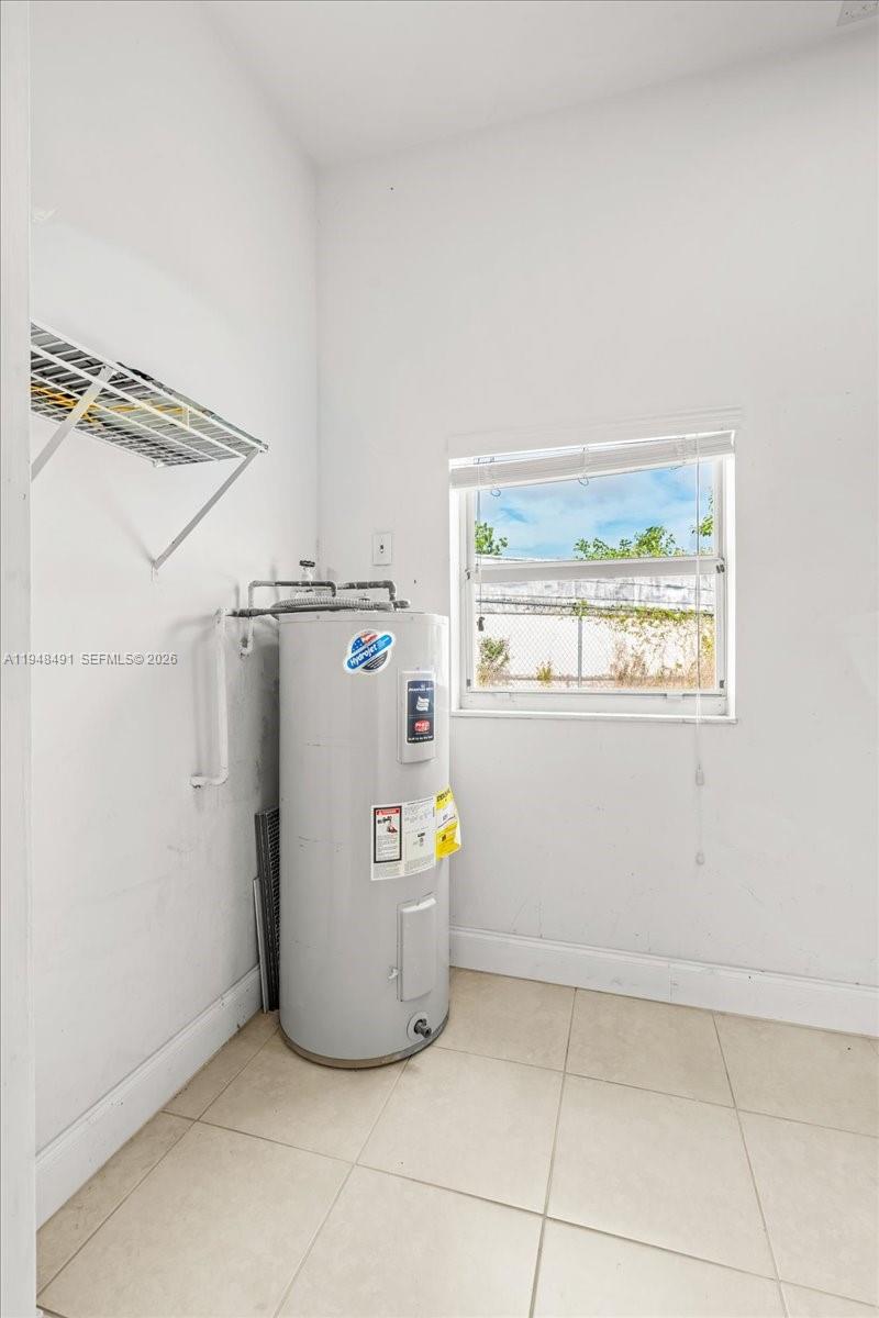 BISCAYNE ENTRADA 2ND REV - Residential