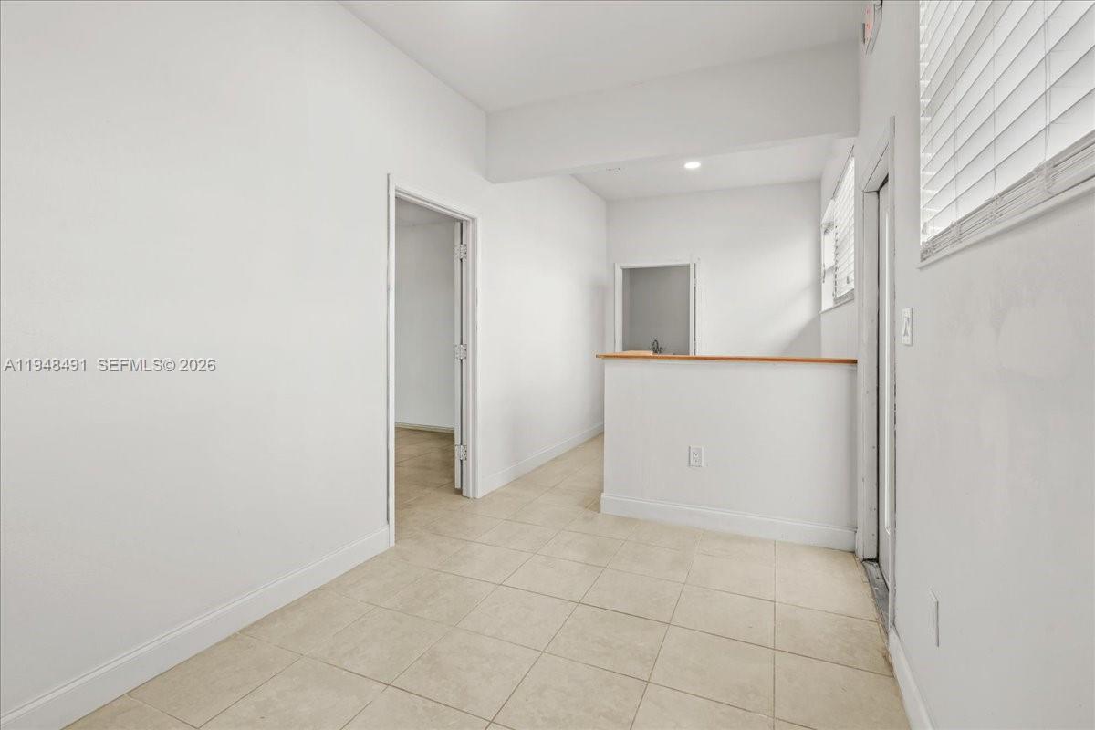 BISCAYNE ENTRADA 2ND REV - Residential