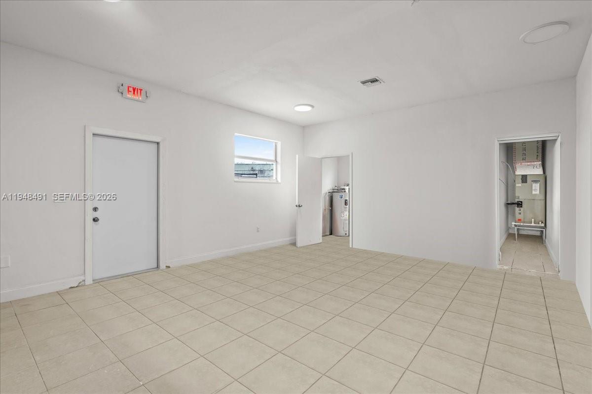 BISCAYNE ENTRADA 2ND REV - Residential