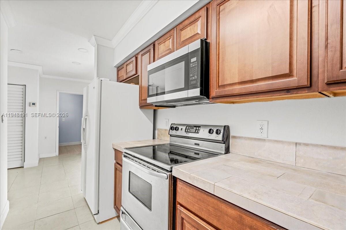 BISCAYNE ENTRADA 2ND REV - Residential