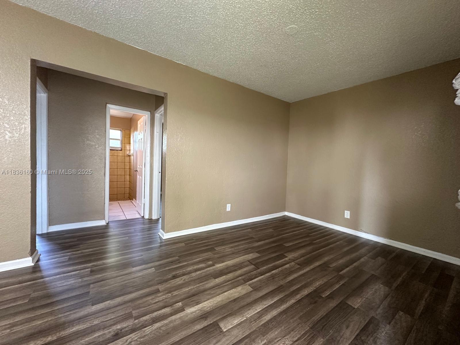 616 NW 4th Ave 3