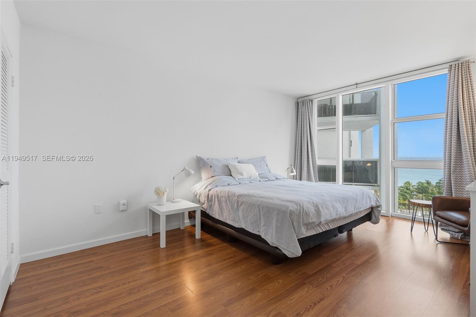 HARBOUR HOUSE - Residential