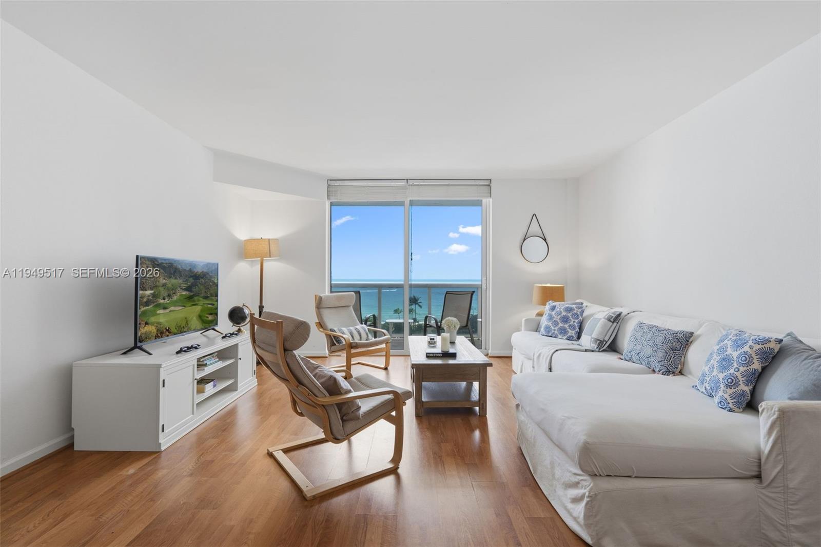 HARBOUR HOUSE - Residential