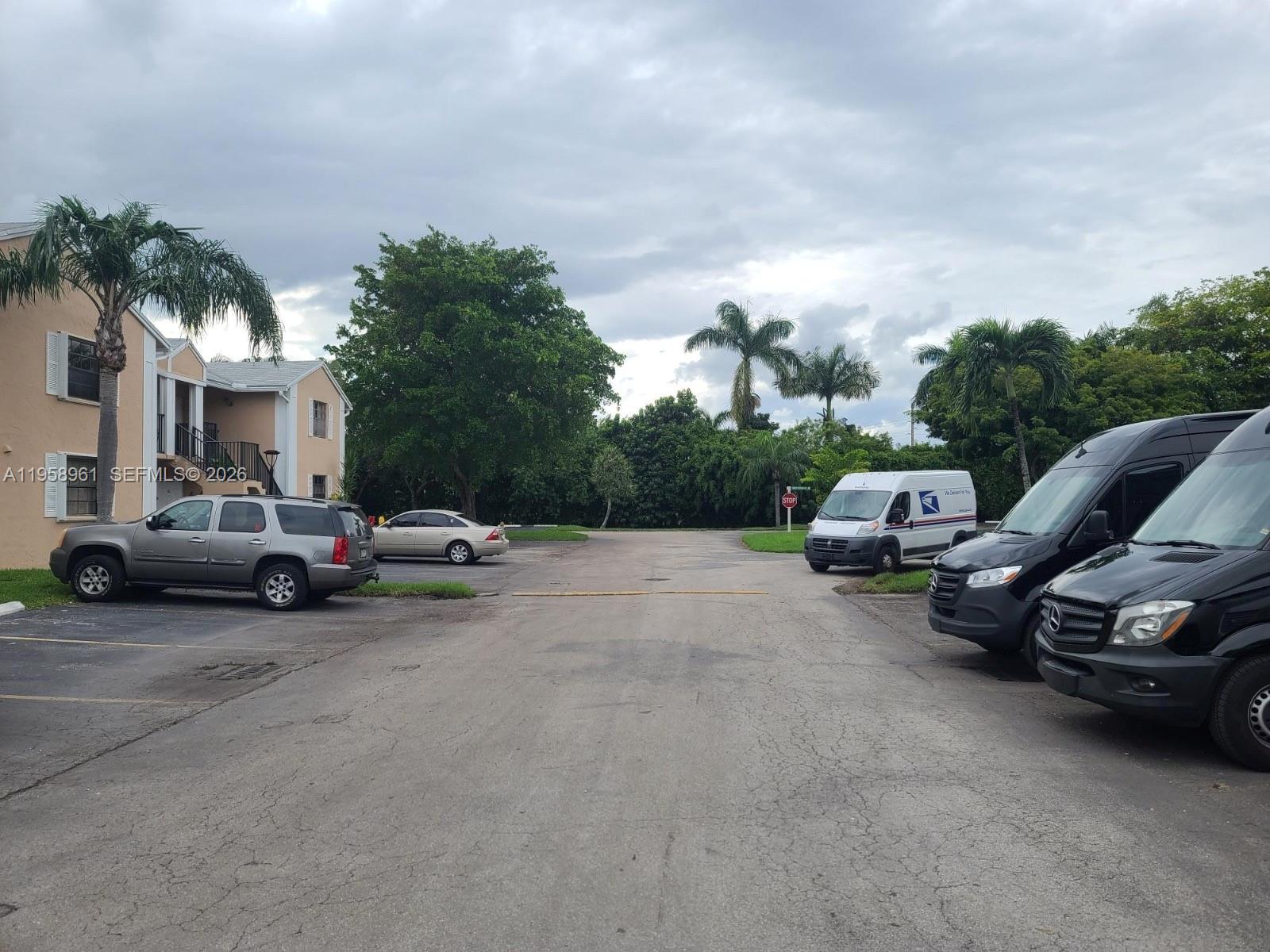 LAKESHORE CONDO #2 - Residential Lease