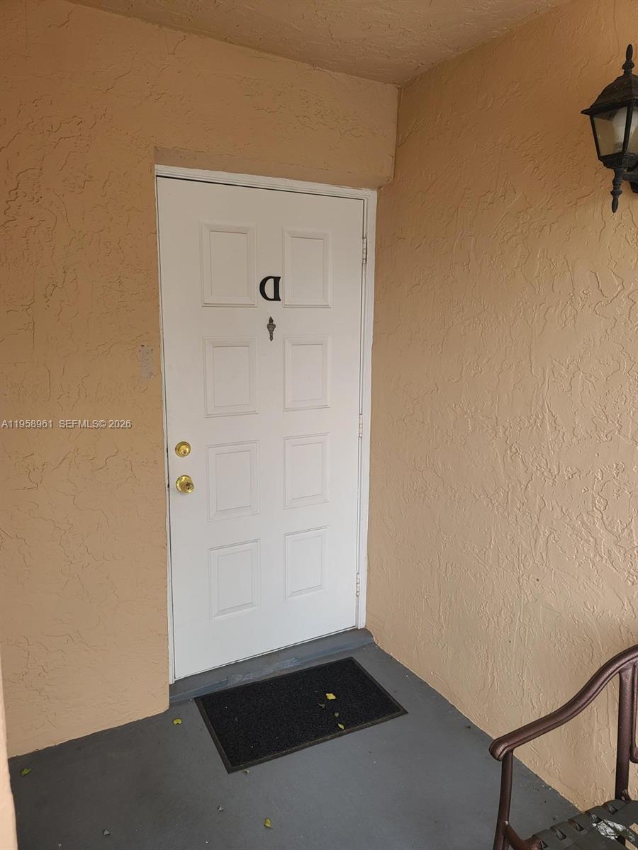 LAKESHORE CONDO #2 - Residential Lease