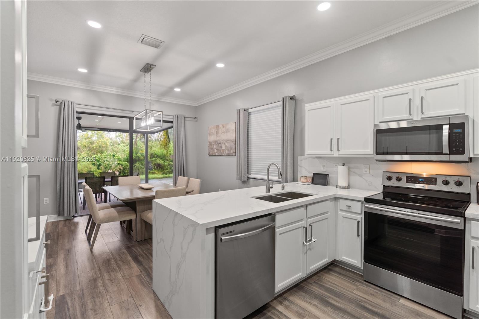 FOXCROFT HOMES PHASE II - Residential