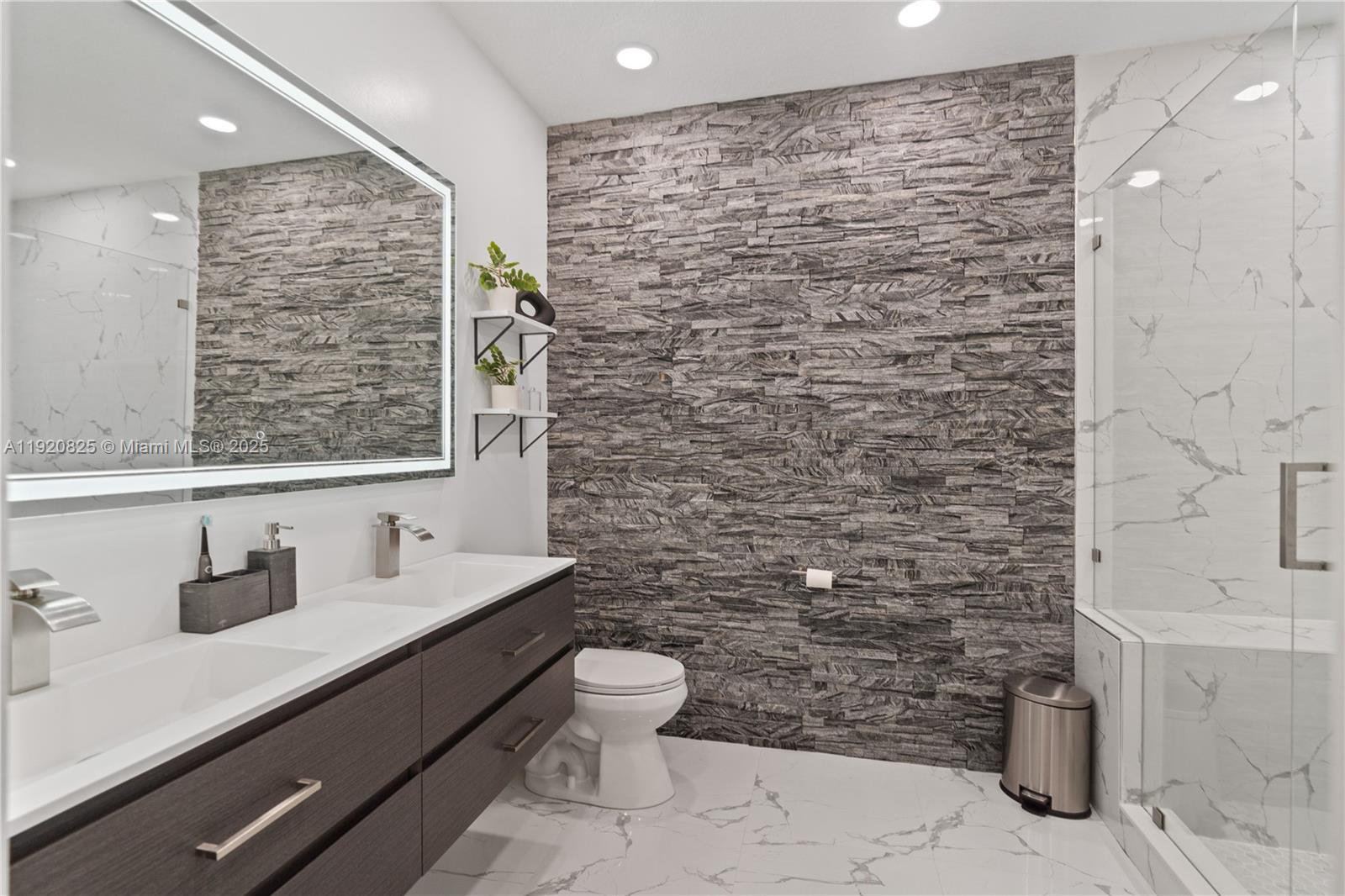 FOXCROFT HOMES PHASE II - Residential