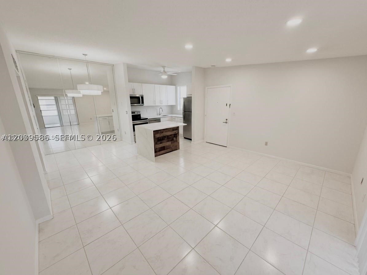 7857 Ashmont Cir 213