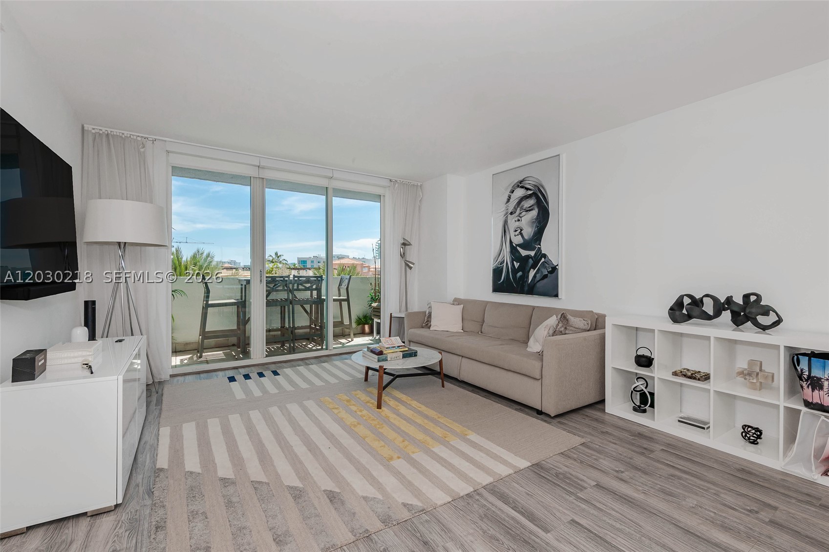 90 Alton Rd 607