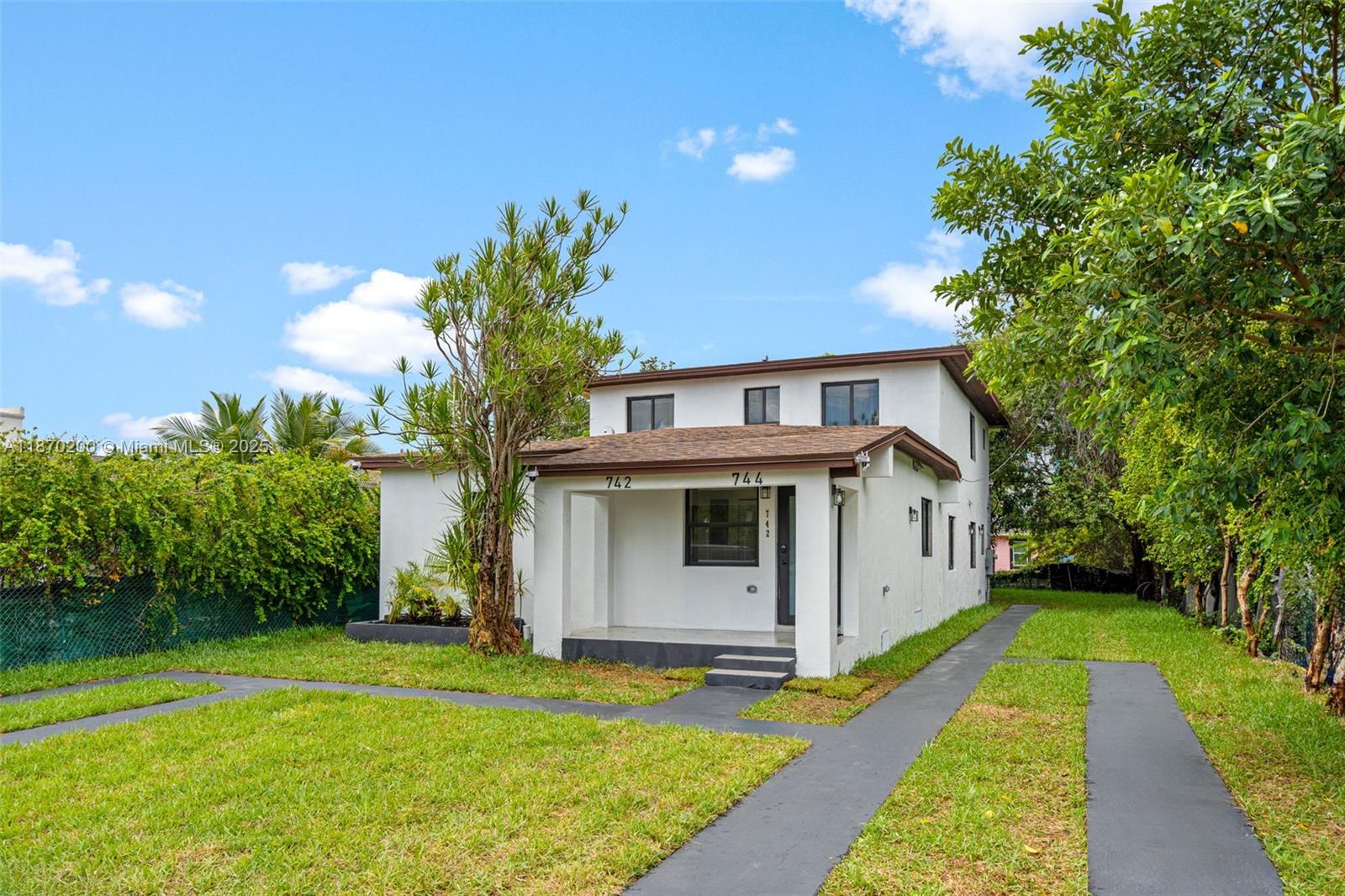 View photos, virtual tours, details... 742 NW 70th St