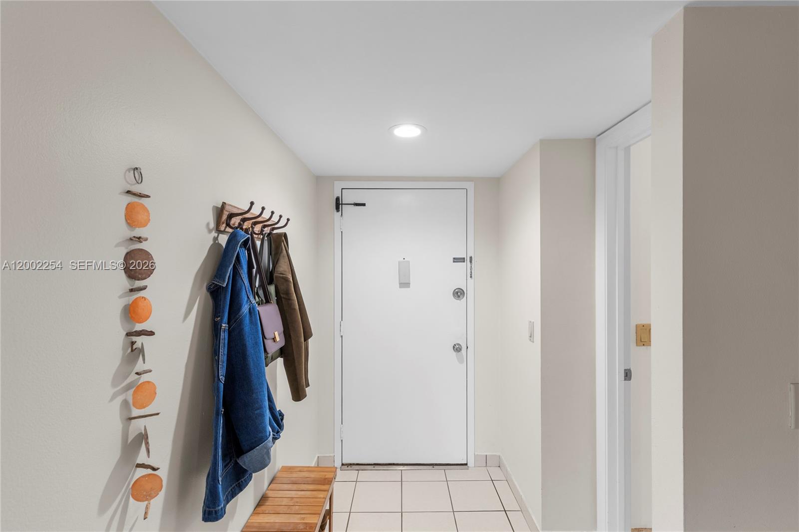 BLDG 5 OF COUNTRY CLUB AP - Residential