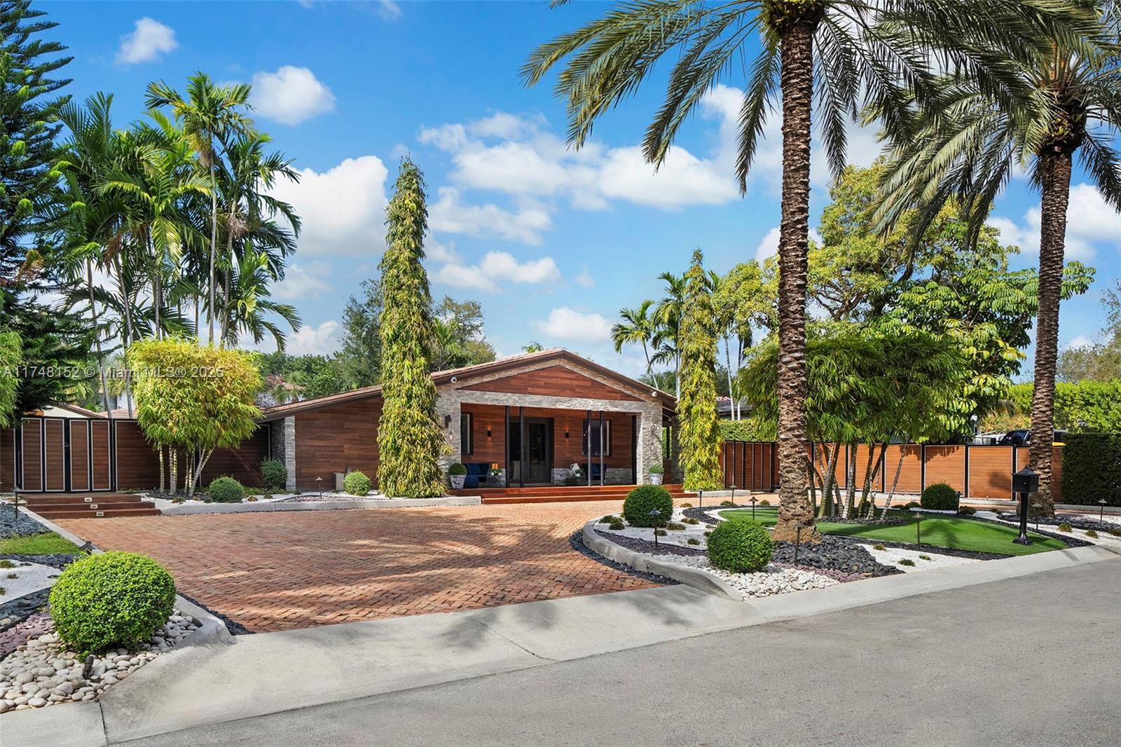 BAY POINT - Residential