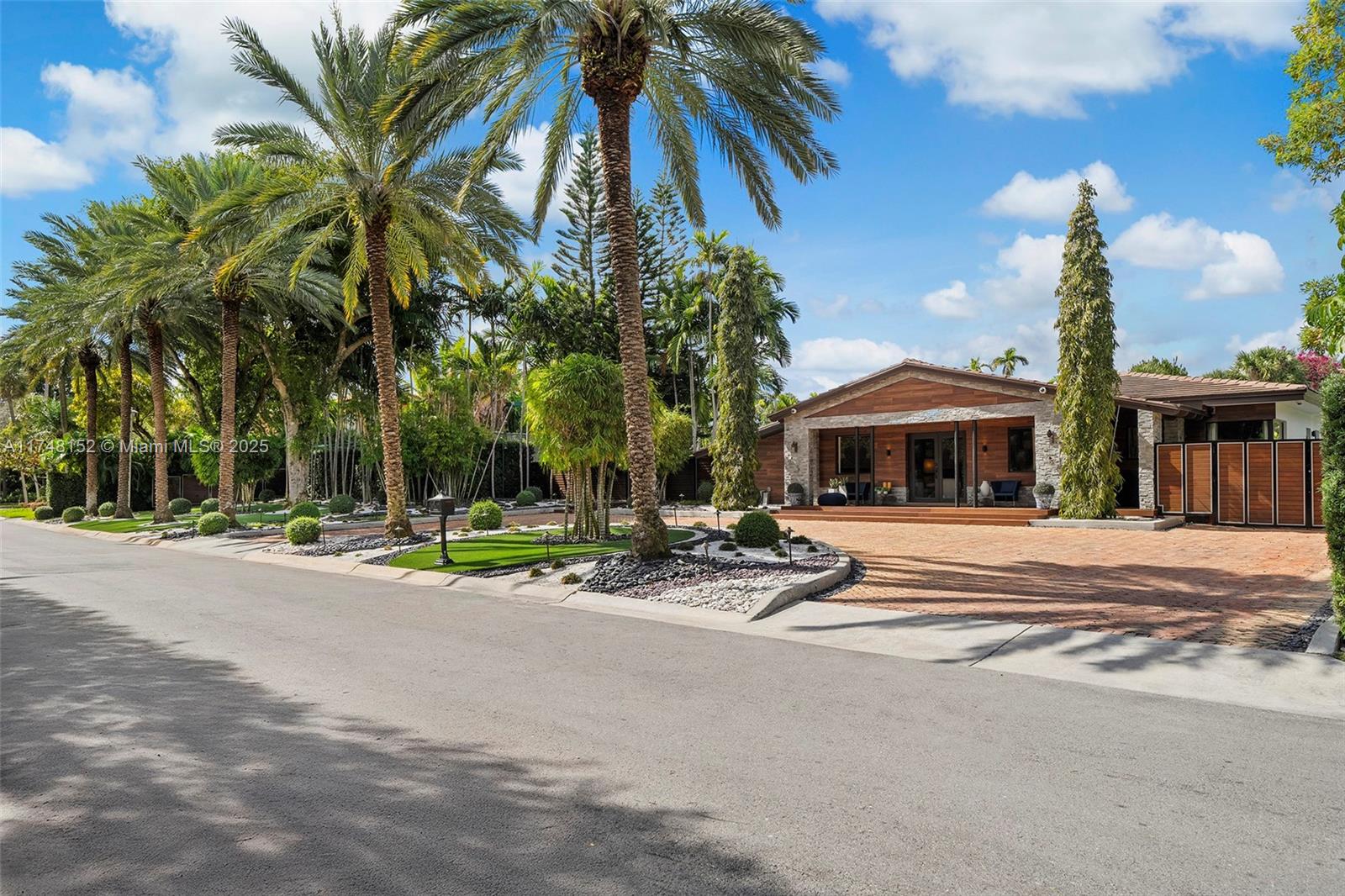 BAY POINT - Residential