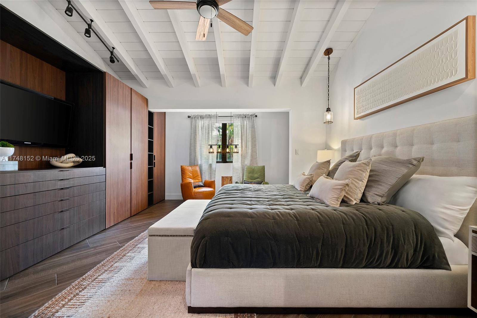 BAY POINT - Residential