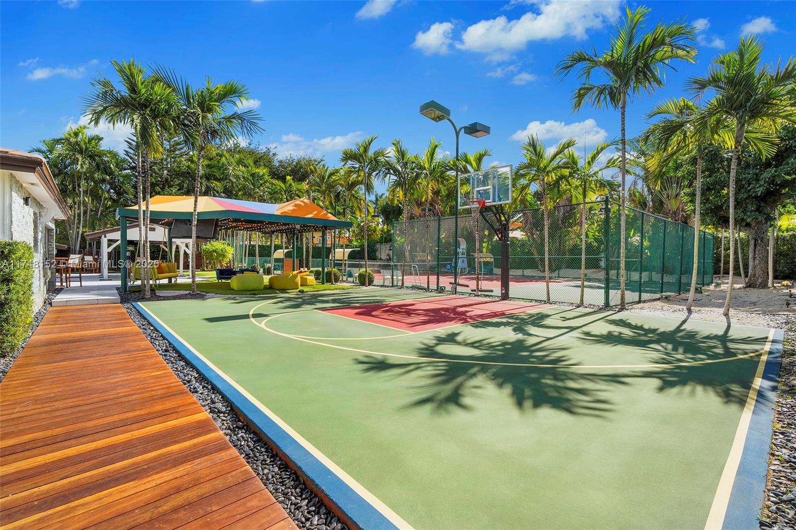 BAY POINT - Residential