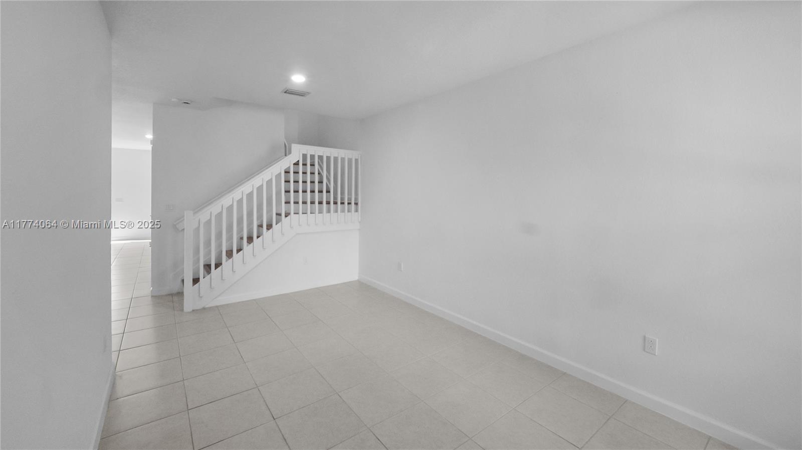 CALCUTTA FIRST ADDITION - Residential