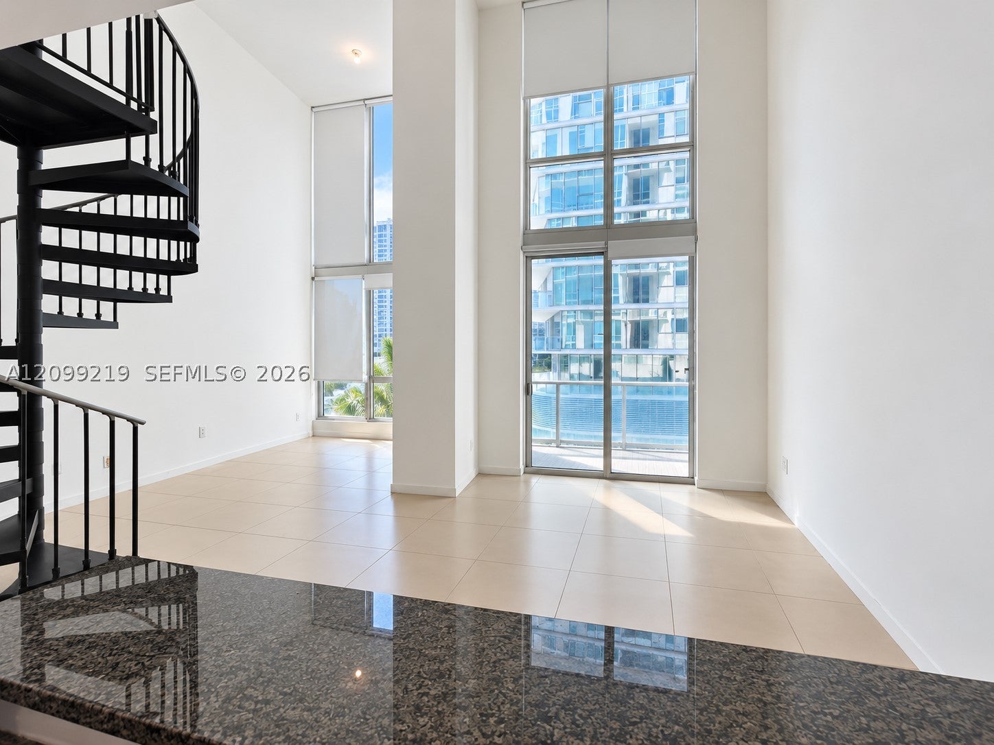 300 S Biscayne Blvd L-406