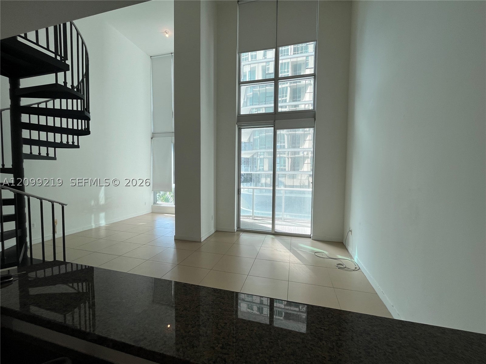 300 S Biscayne Blvd L-406