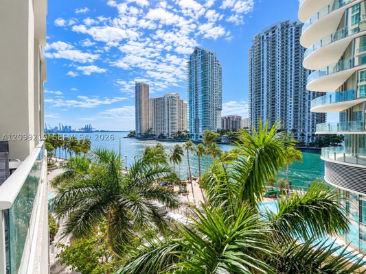 300 S BISCAYNE BLVD APT L-406, MIAMI, FL 33131 - Image 91a6dc09e13c86e053aae1c5b628ea8e/2531141629