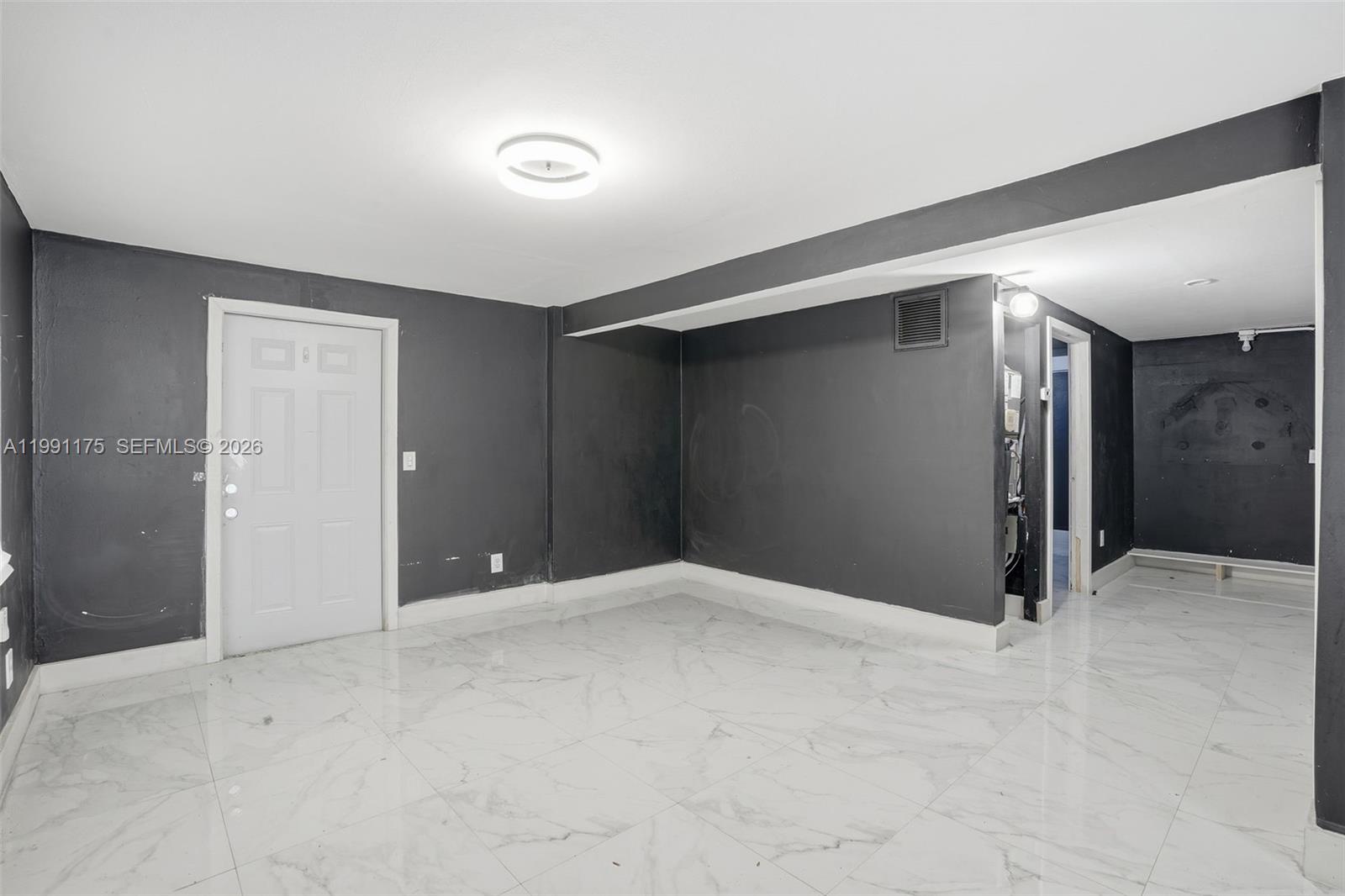 TROPICAL ESTATES 1ST ADDN - Residential