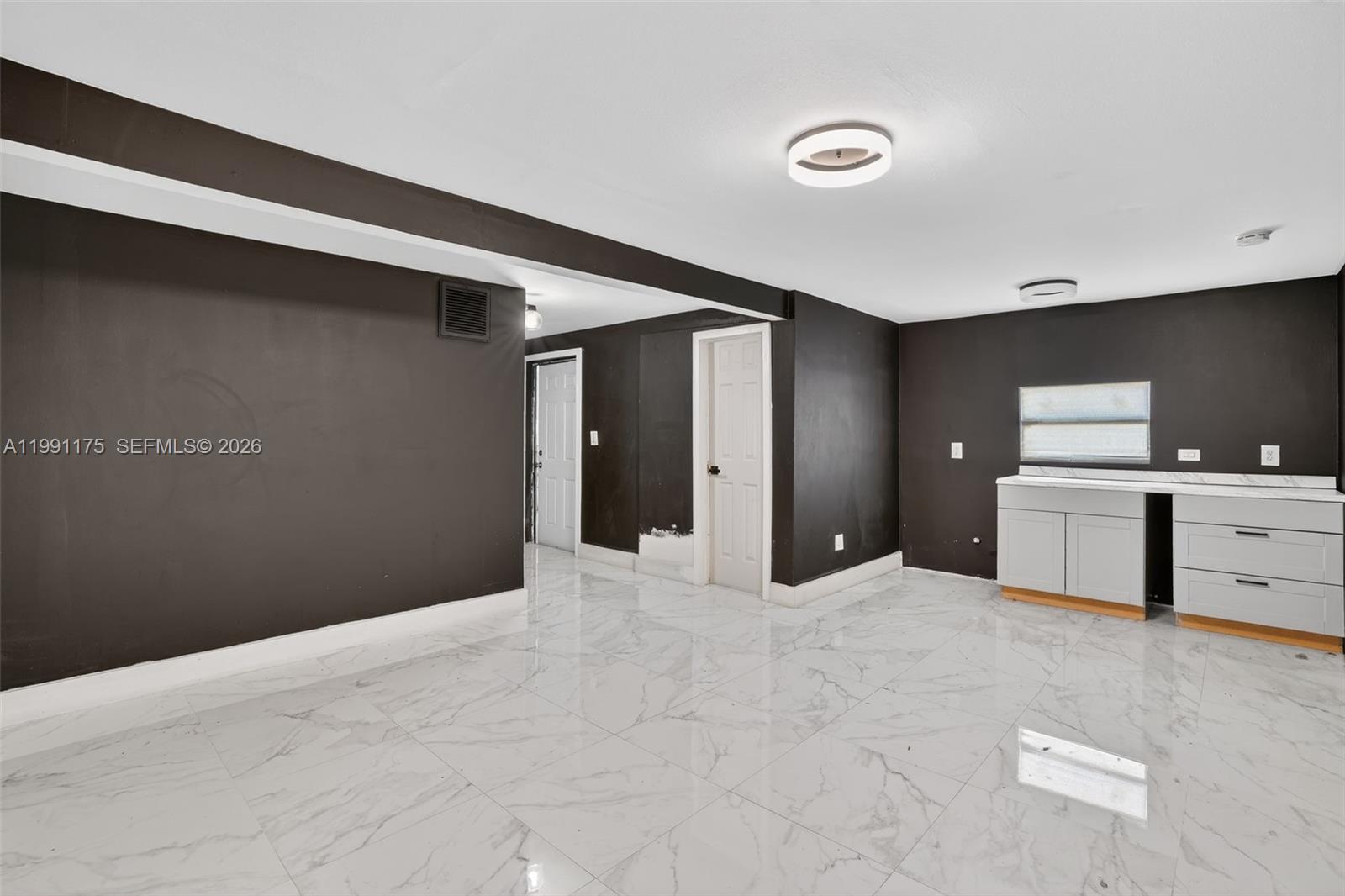 TROPICAL ESTATES 1ST ADDN - Residential