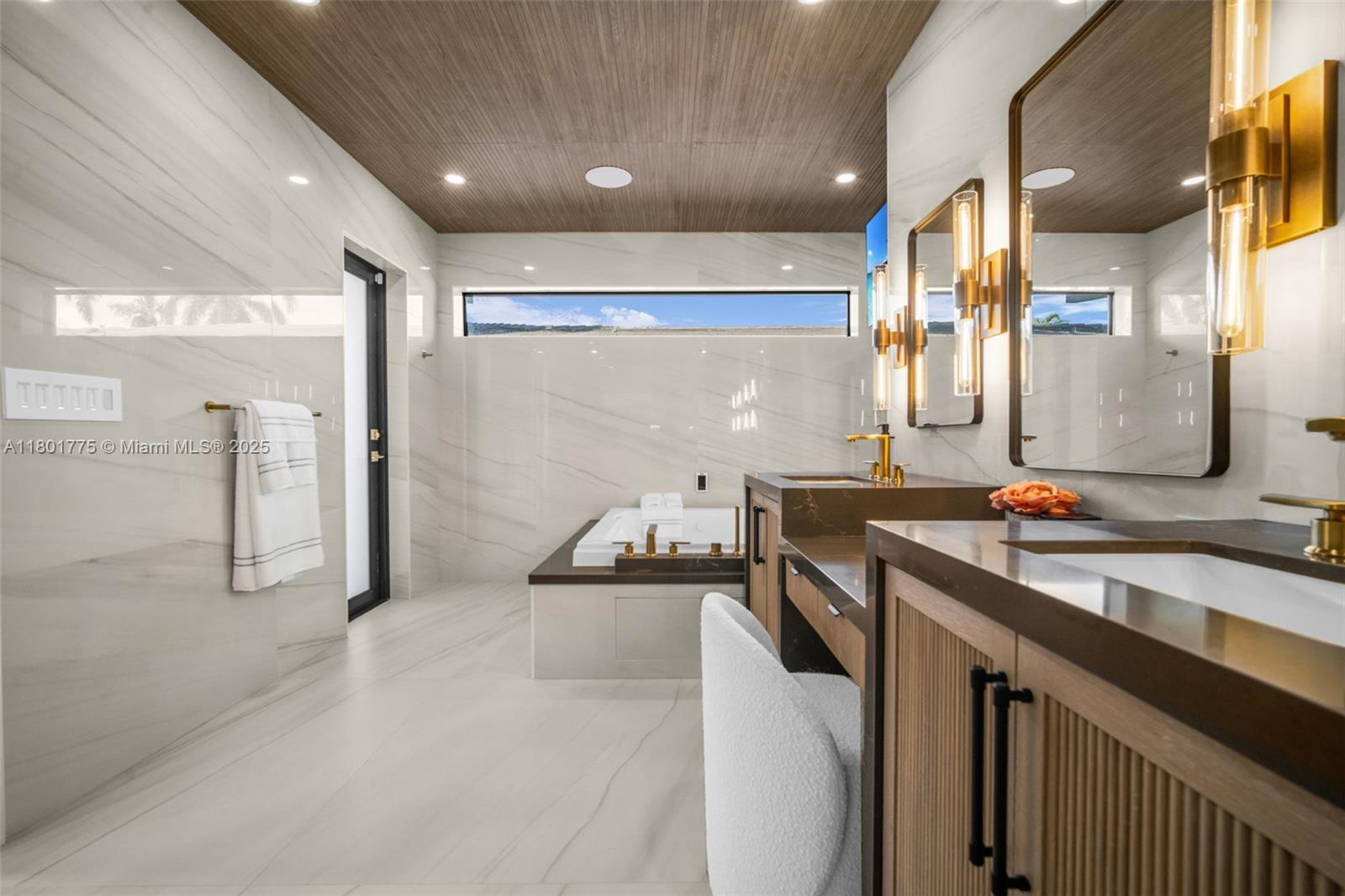 HOLLYWOOD HILLS NORTH SEC - Residential
