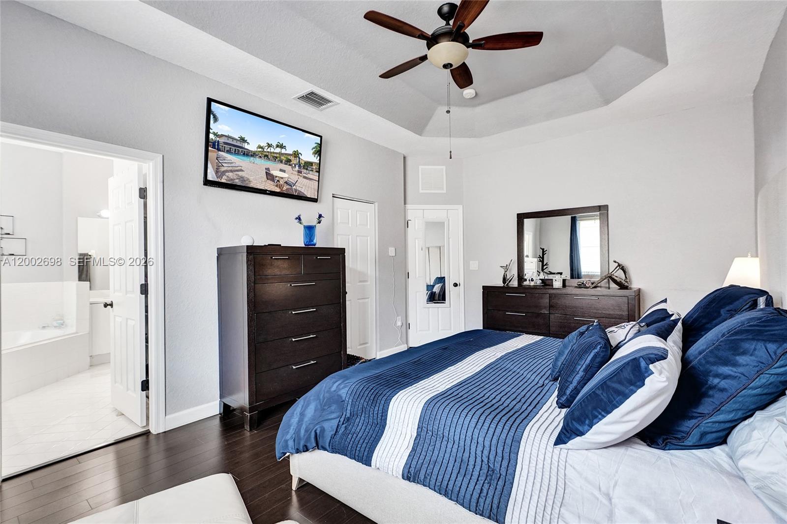 COURTS AT TUSCANY - Residential