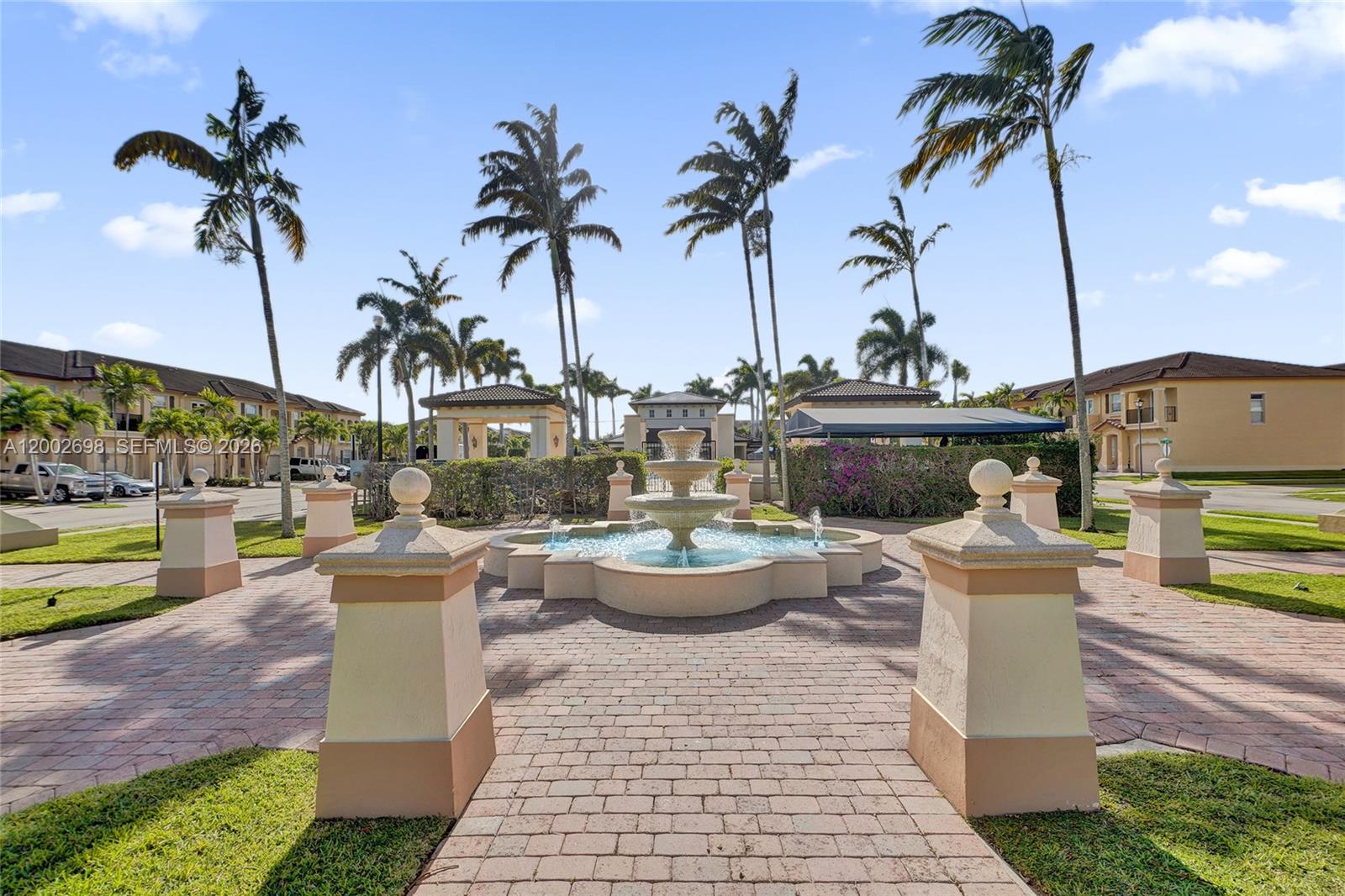 COURTS AT TUSCANY - Residential