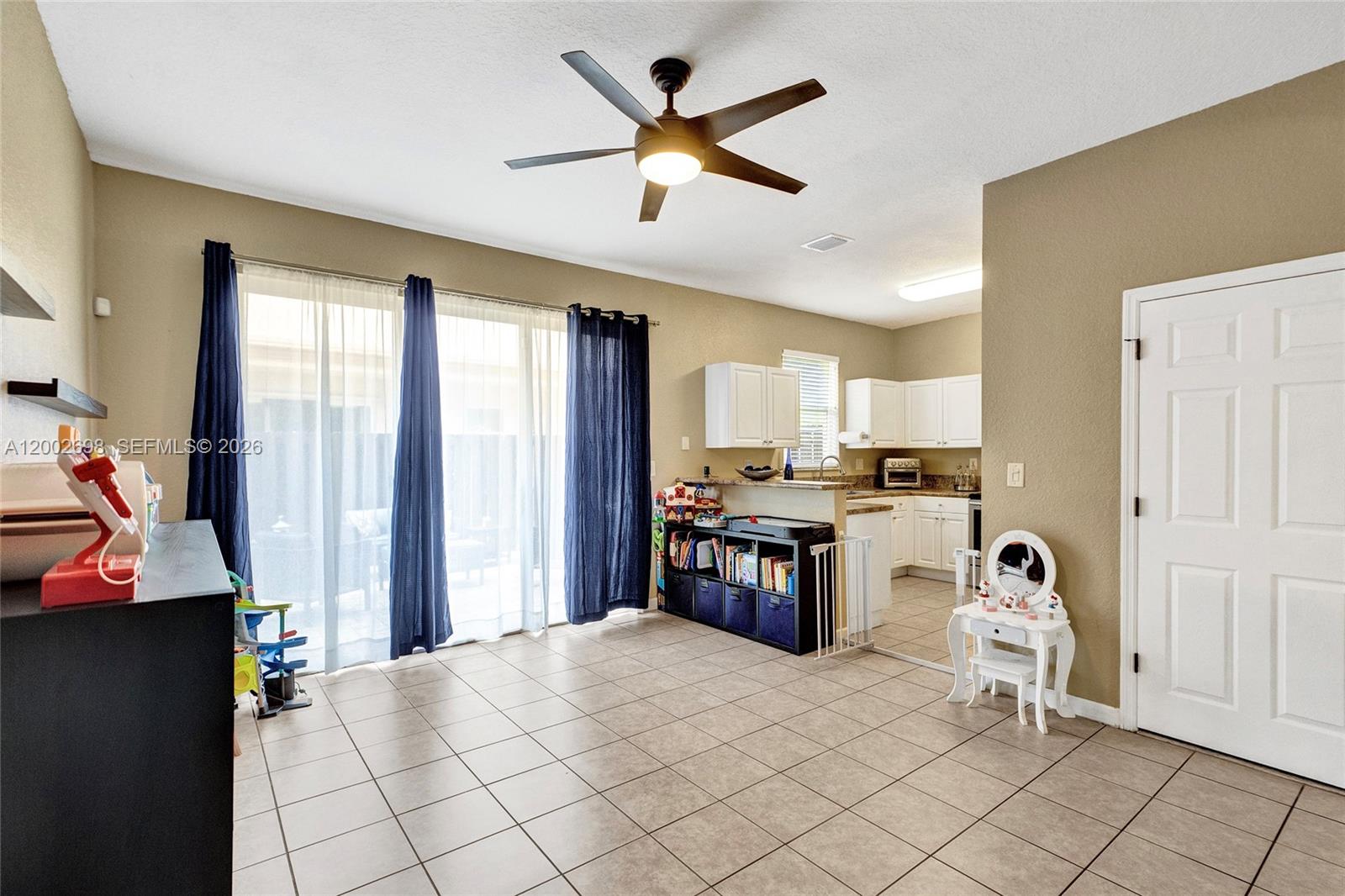 COURTS AT TUSCANY - Residential