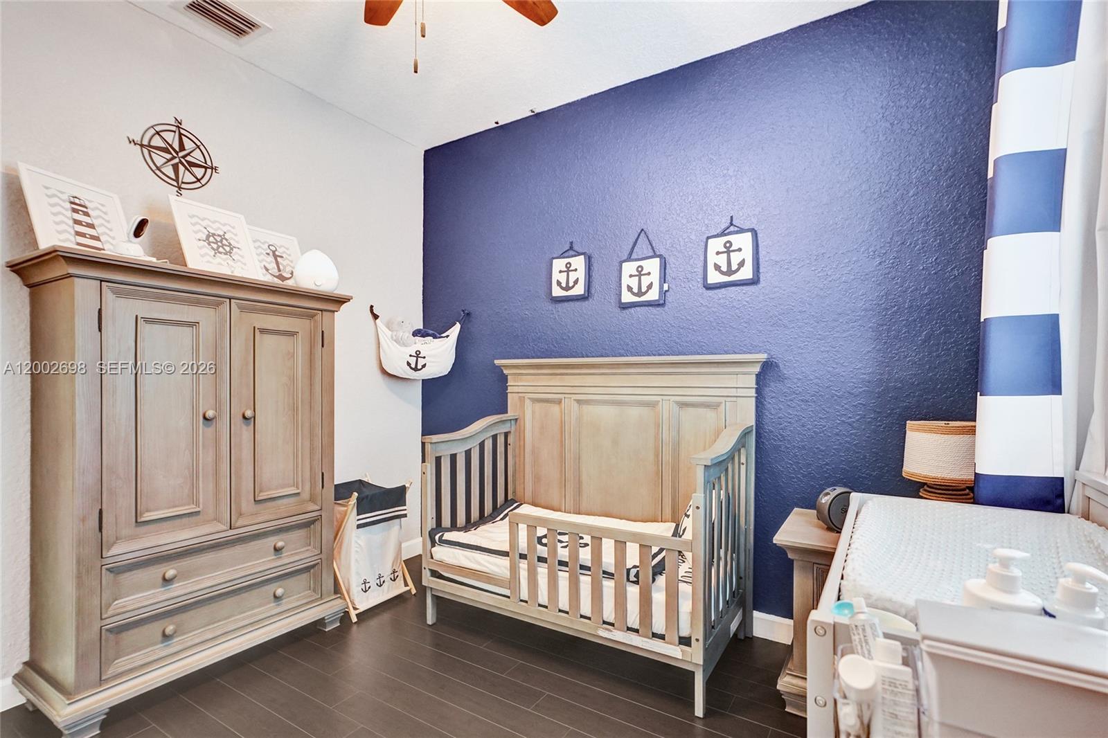 COURTS AT TUSCANY - Residential