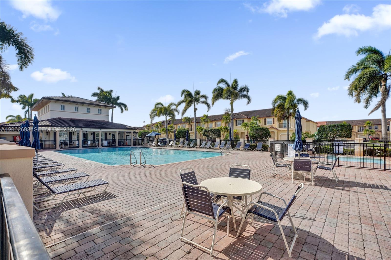 COURTS AT TUSCANY - Residential