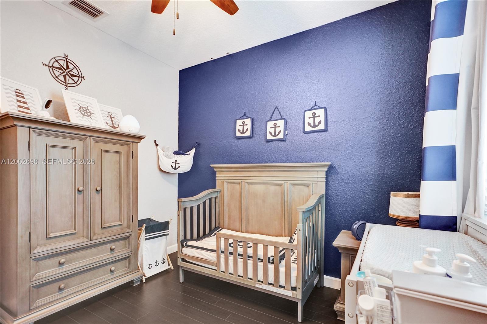 COURTS AT TUSCANY - Residential