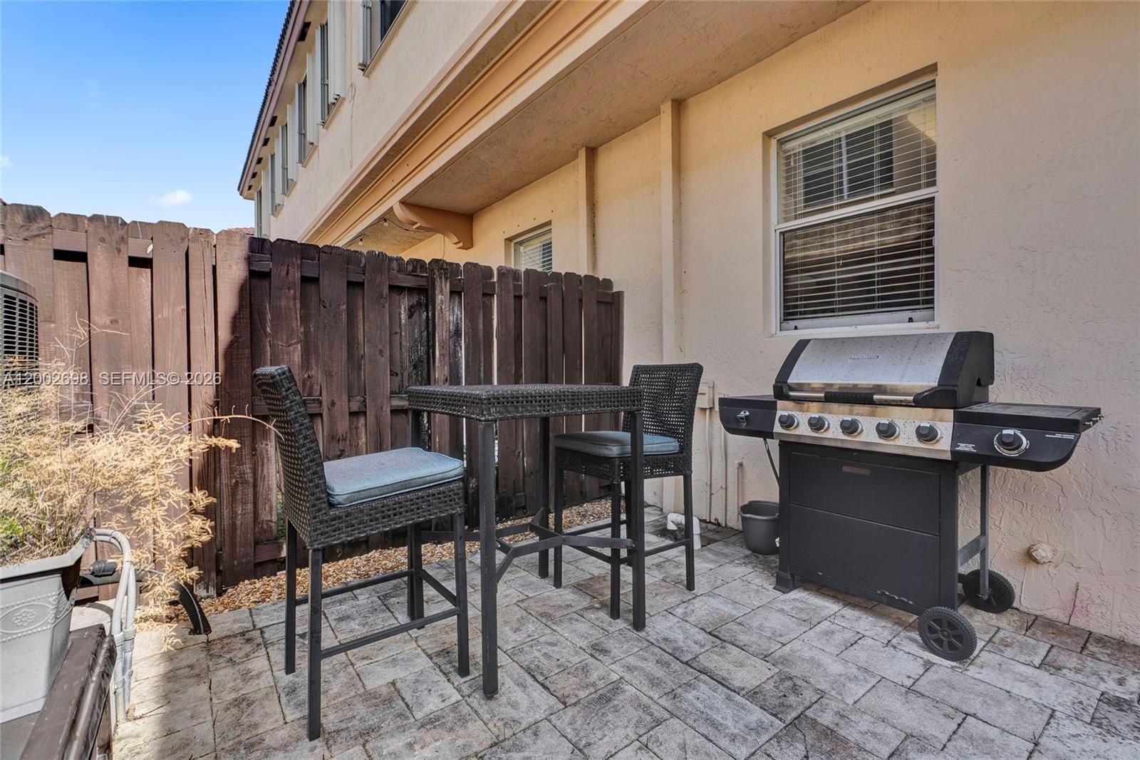 COURTS AT TUSCANY - Residential