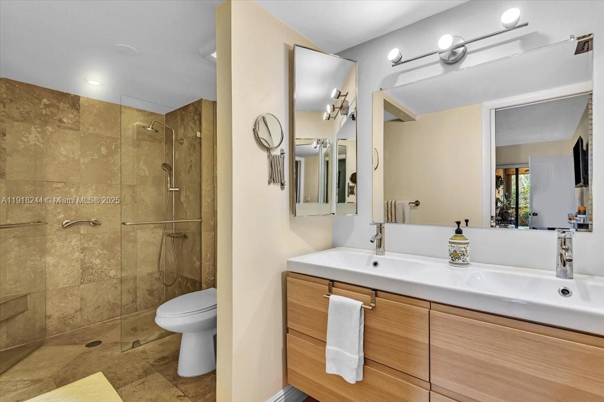 KENLAND BEND NORTH CONDO - Residential