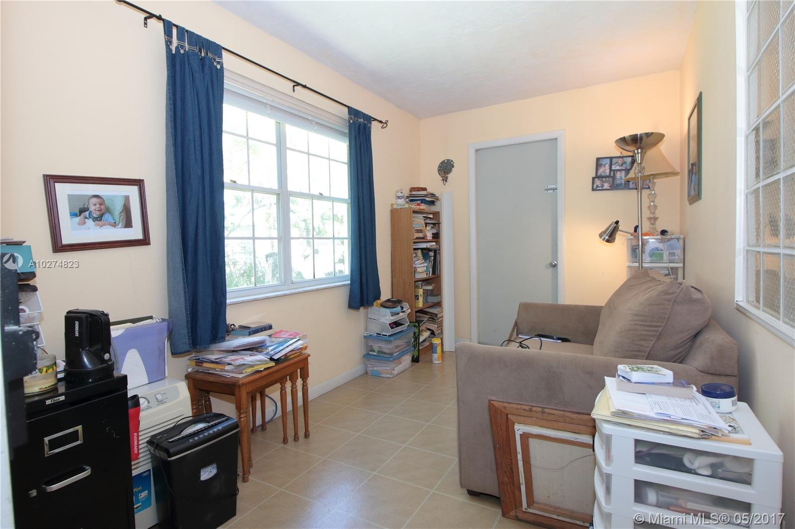 KINGS GRANT EAST - Residential