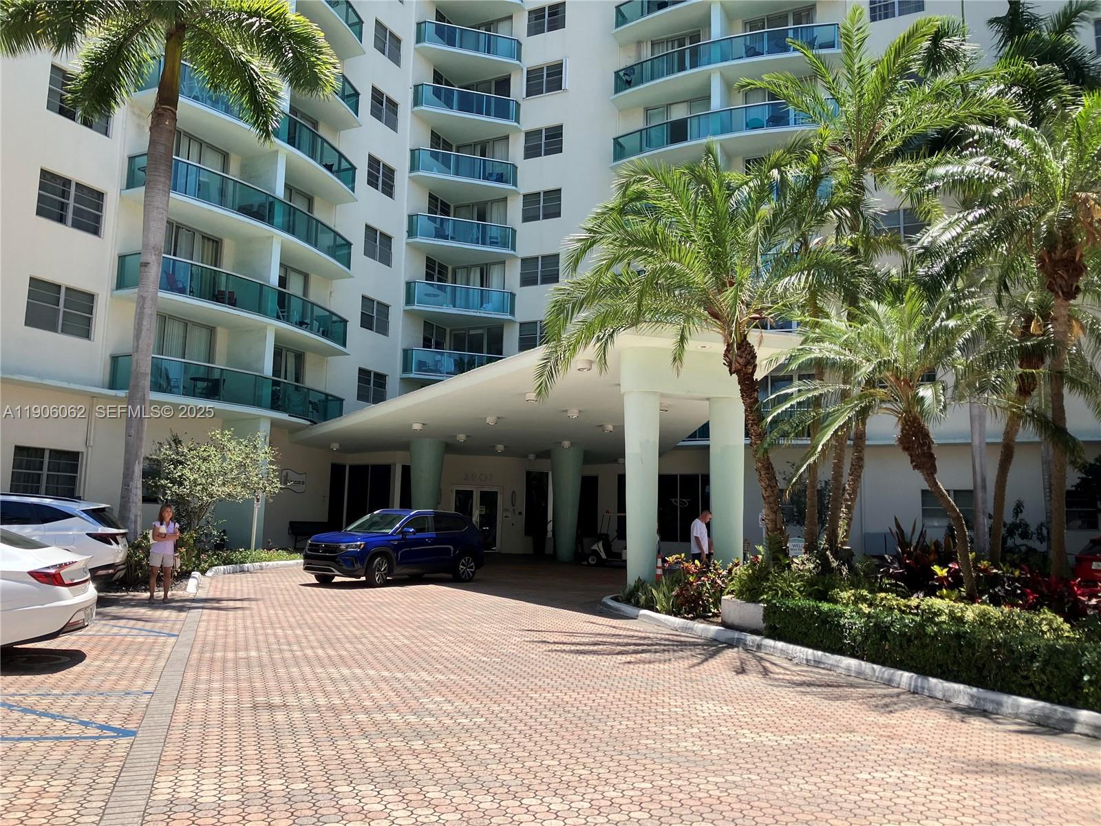 TIDES ON HOLLYWOOD BEACH - Residential
