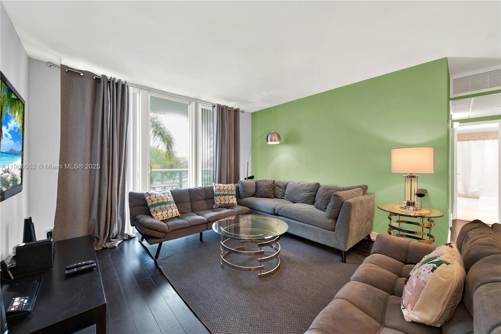 TIDES ON HOLLYWOOD BEACH - Residential