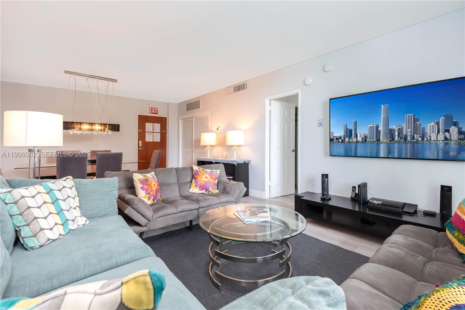 TIDES ON HOLLYWOOD BEACH - Residential