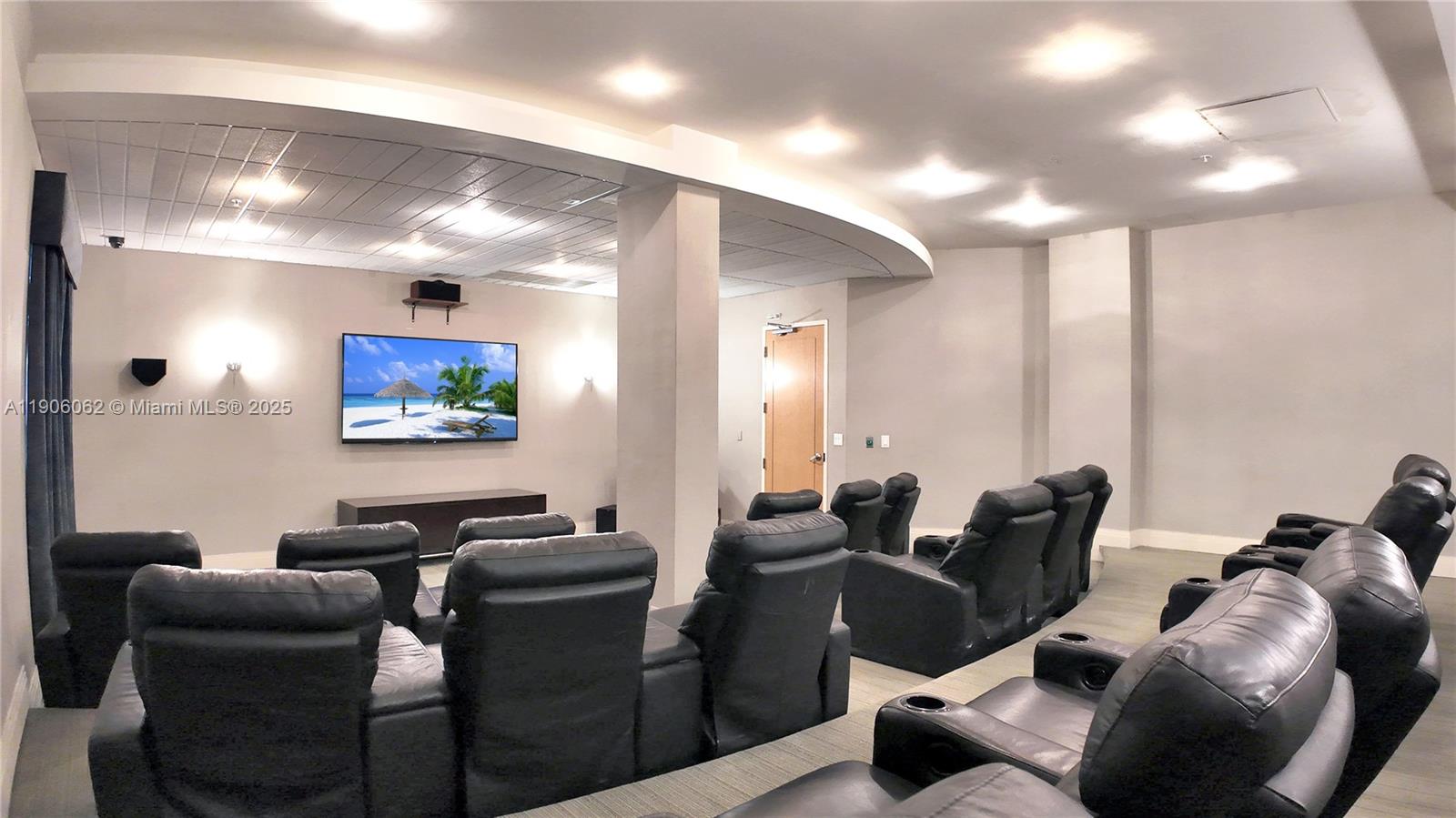 TIDES ON HOLLYWOOD BEACH - Residential