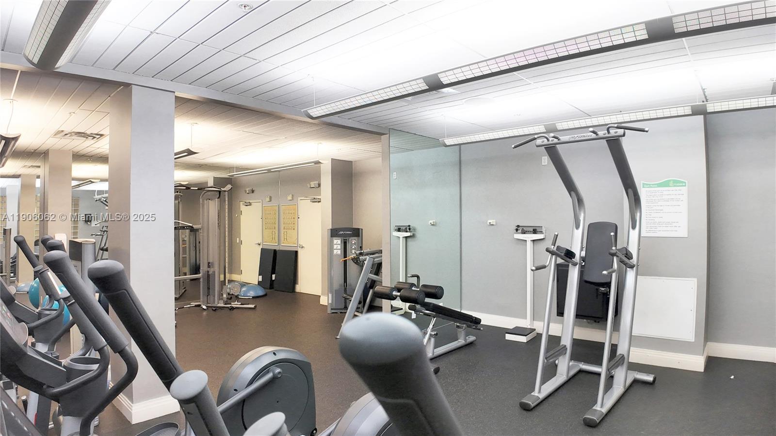 TIDES ON HOLLYWOOD BEACH - Residential