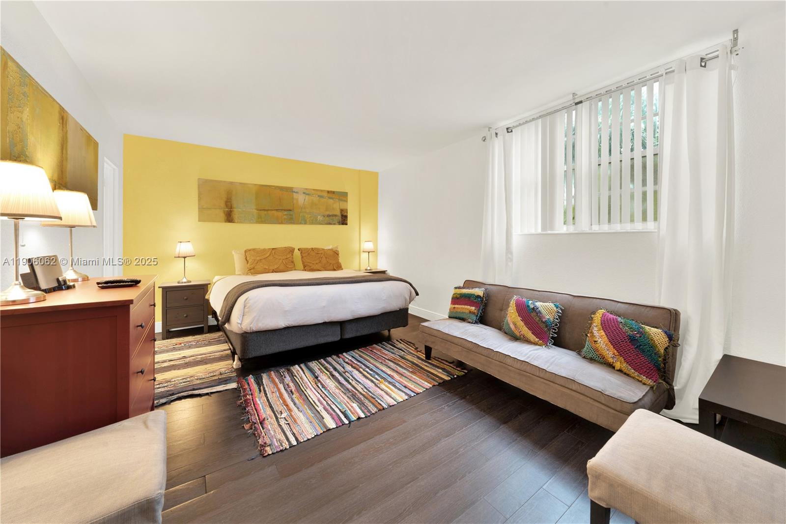 TIDES ON HOLLYWOOD BEACH - Residential