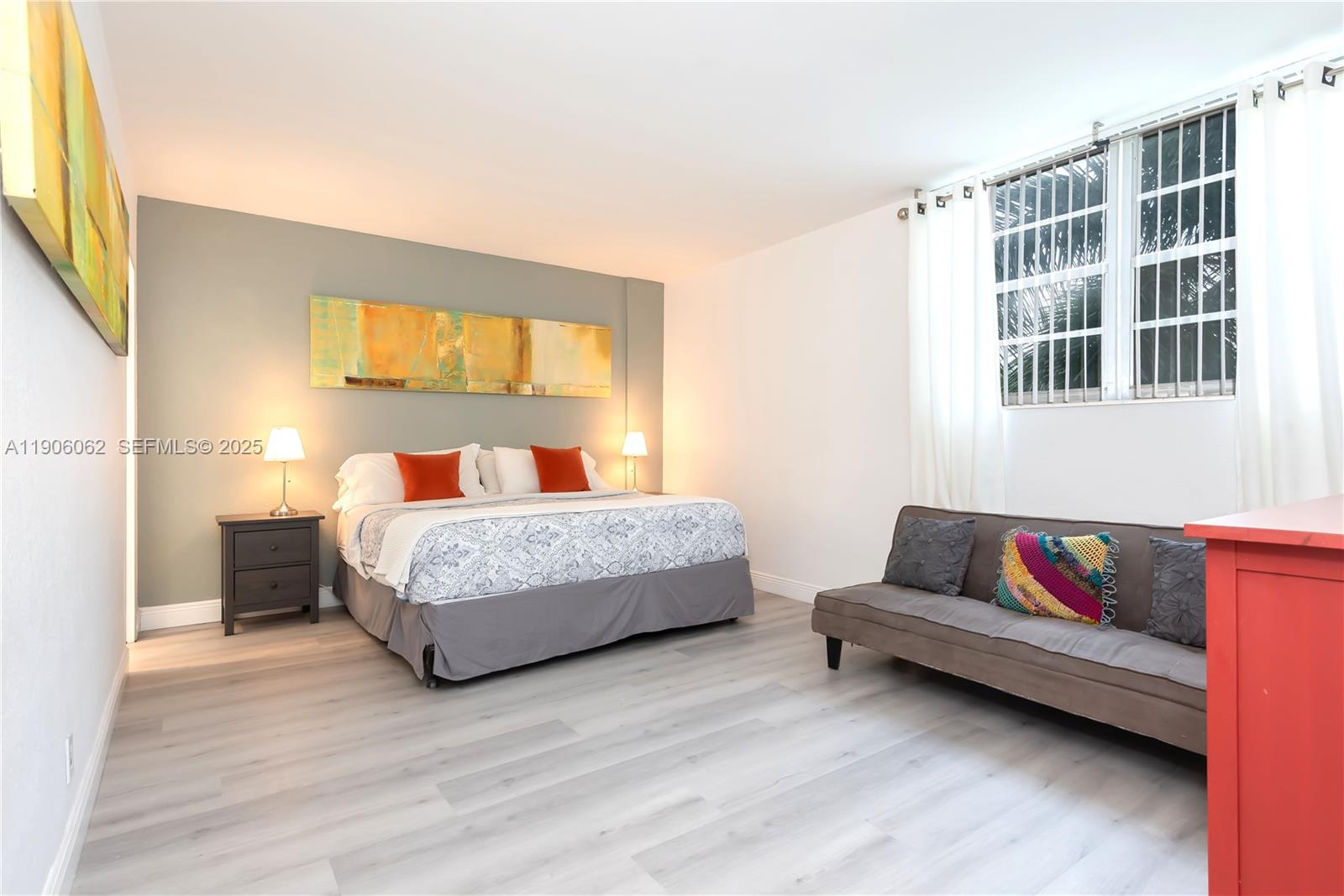 TIDES ON HOLLYWOOD BEACH - Residential