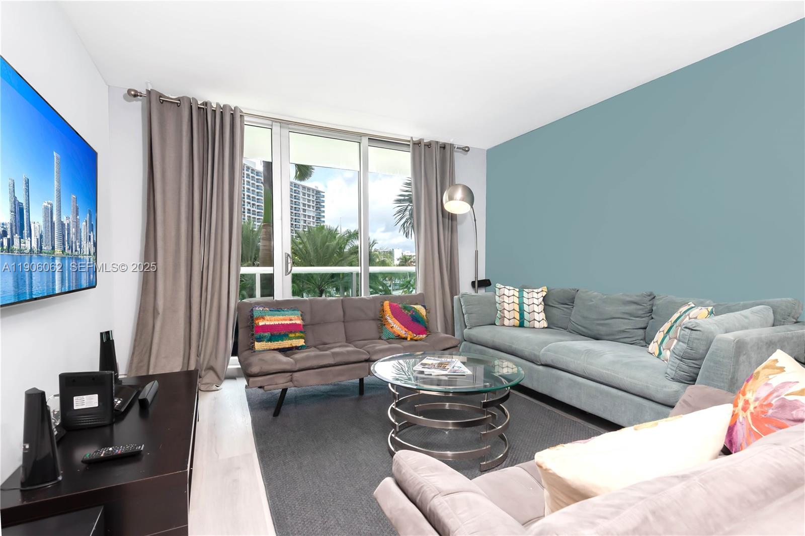 TIDES ON HOLLYWOOD BEACH - Residential