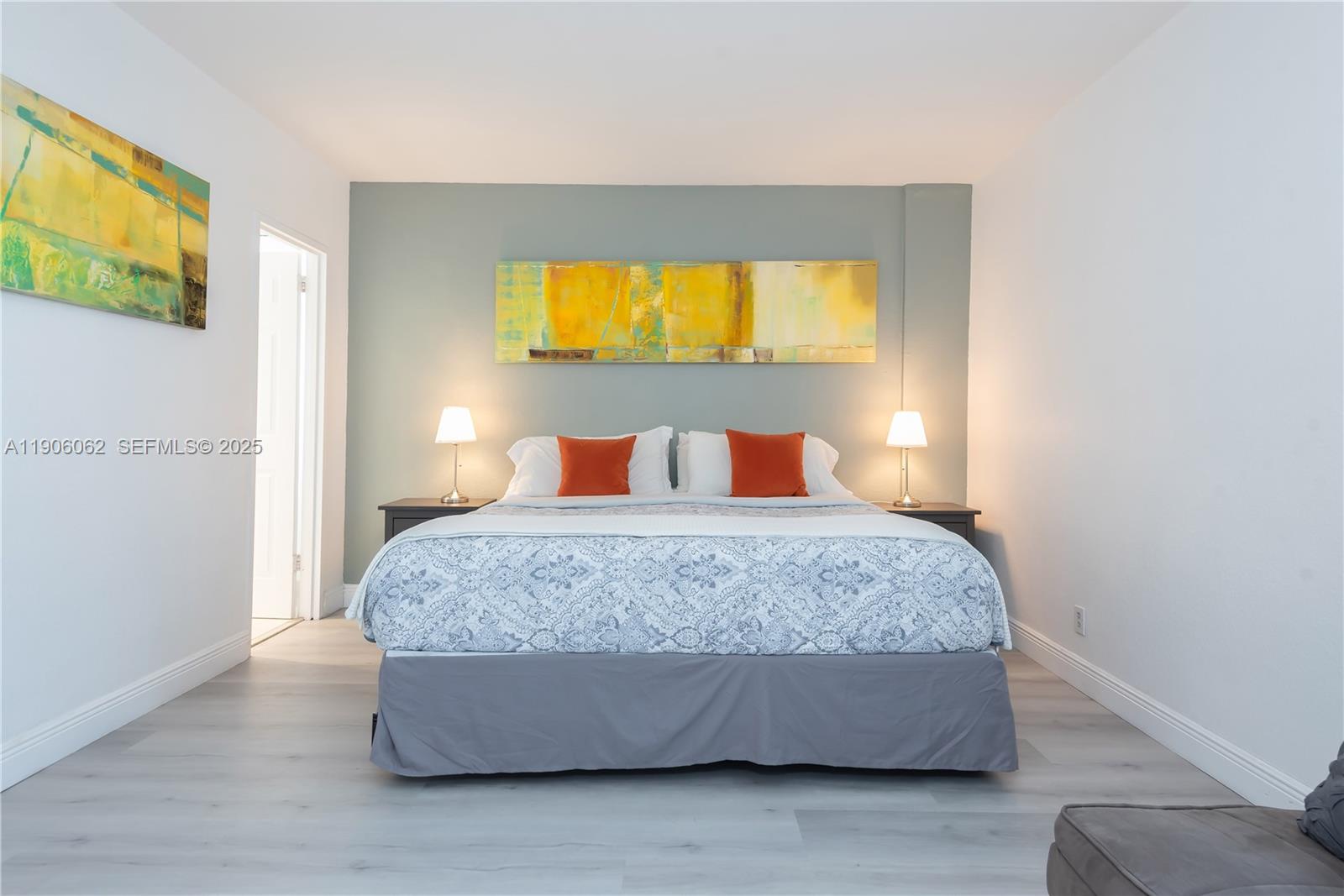 TIDES ON HOLLYWOOD BEACH - Residential