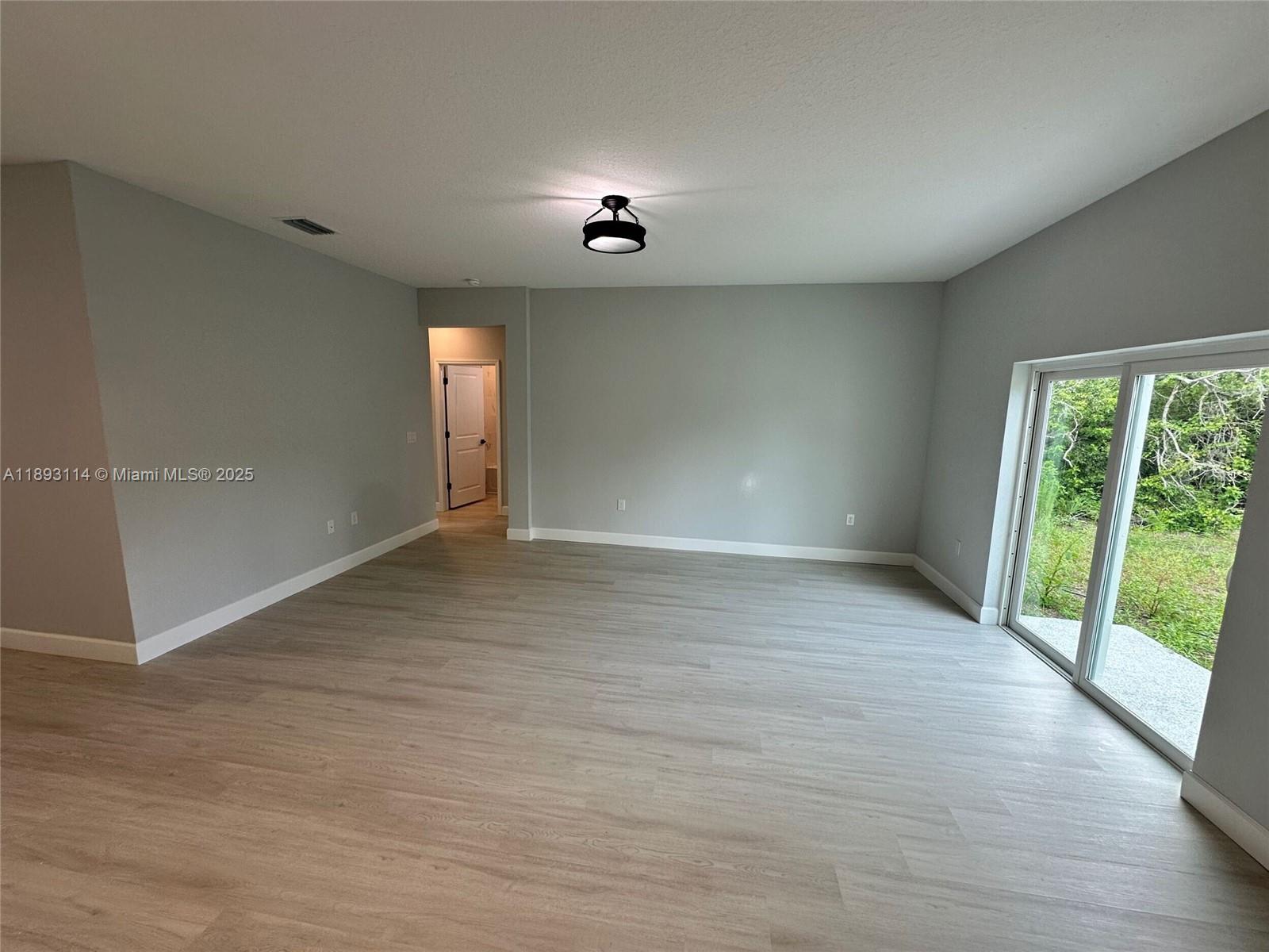 PORT CHARLOTTE - Residential