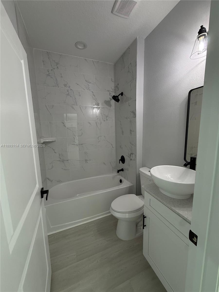 PORT CHARLOTTE - Residential