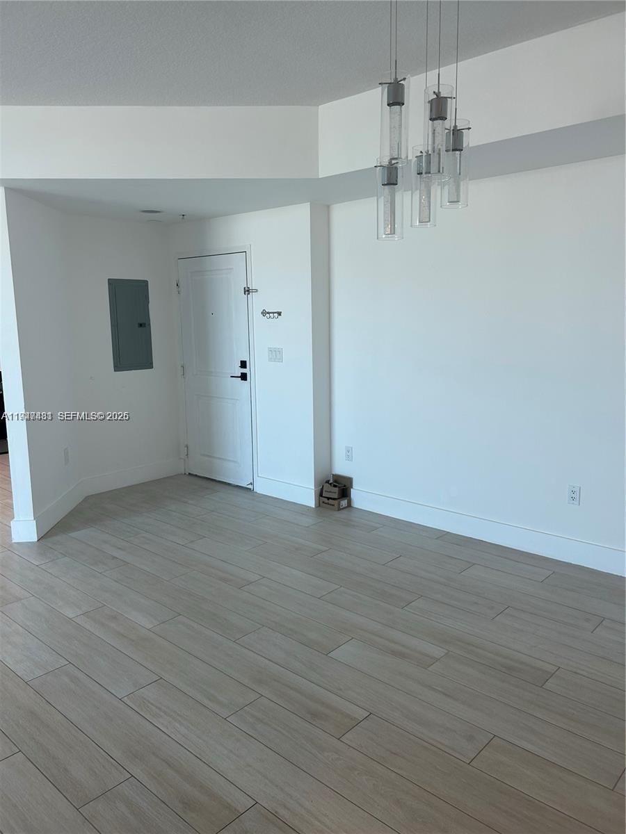 7910 Harbor Island Dr 408