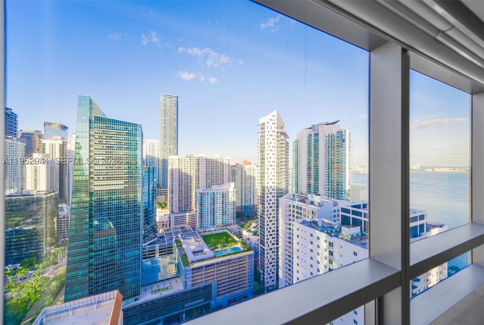 1435 Brickell Ave 3510