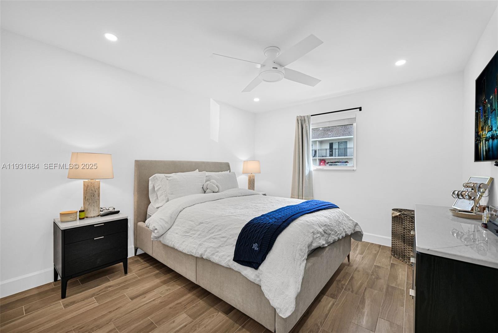 MONTEREY GARDENS OF PINEC - Residential